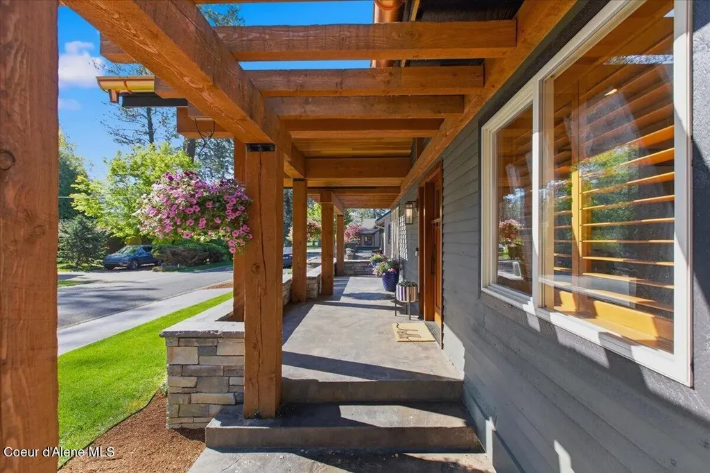 10231 N Fairway Drive Hayden Lake ID 83835