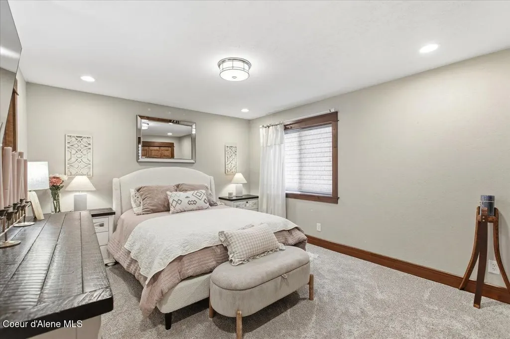 10231 N Fairway Drive Hayden Lake ID 83835