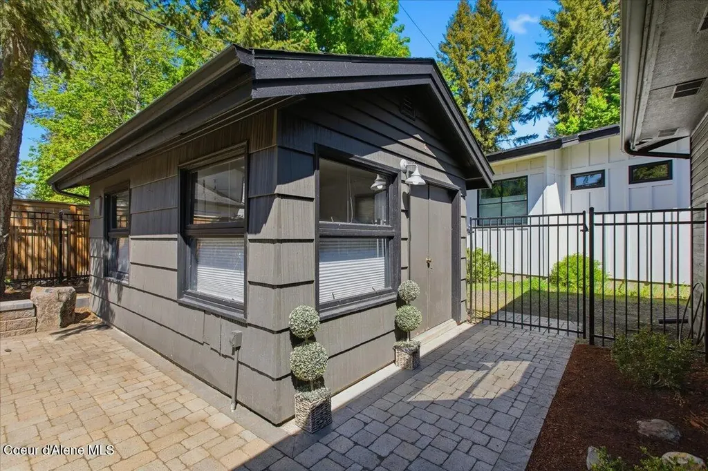 10231 N Fairway Drive Hayden Lake ID 83835