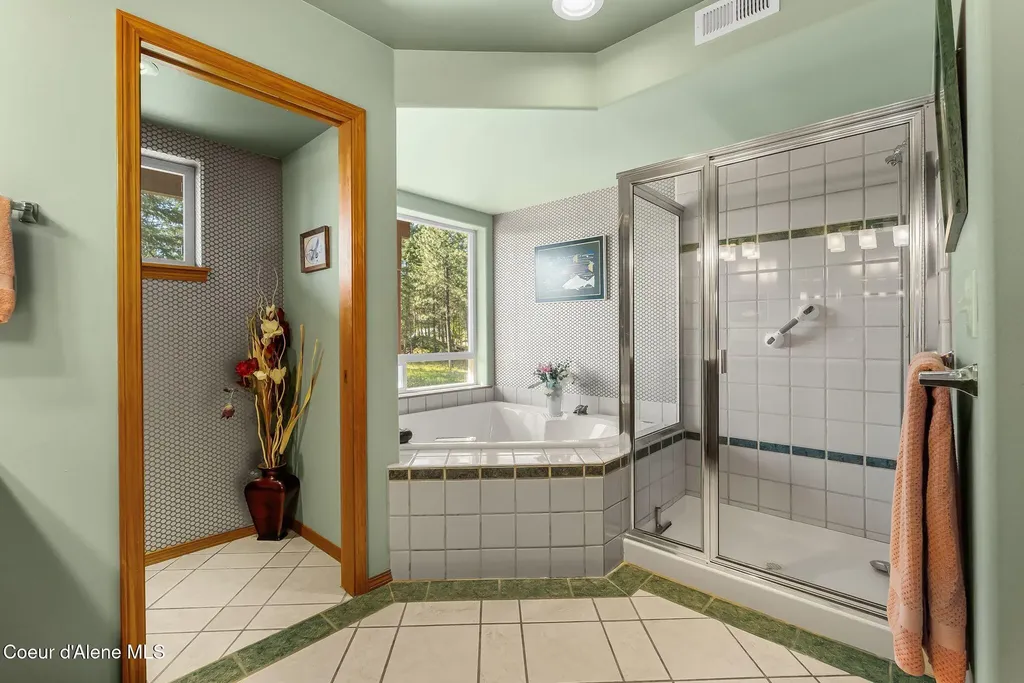 99 Moosewood Lane Sagle ID 83860