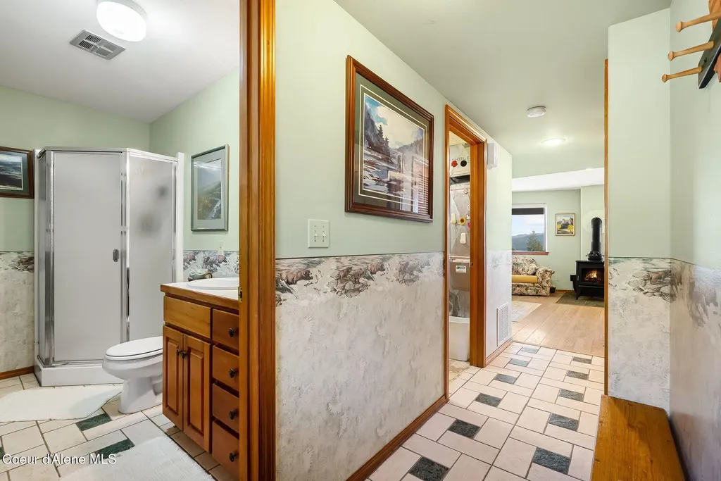 99 Moosewood Lane Sagle ID 83860