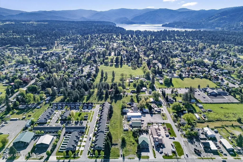 10490 N Government Way Hayden ID 83835