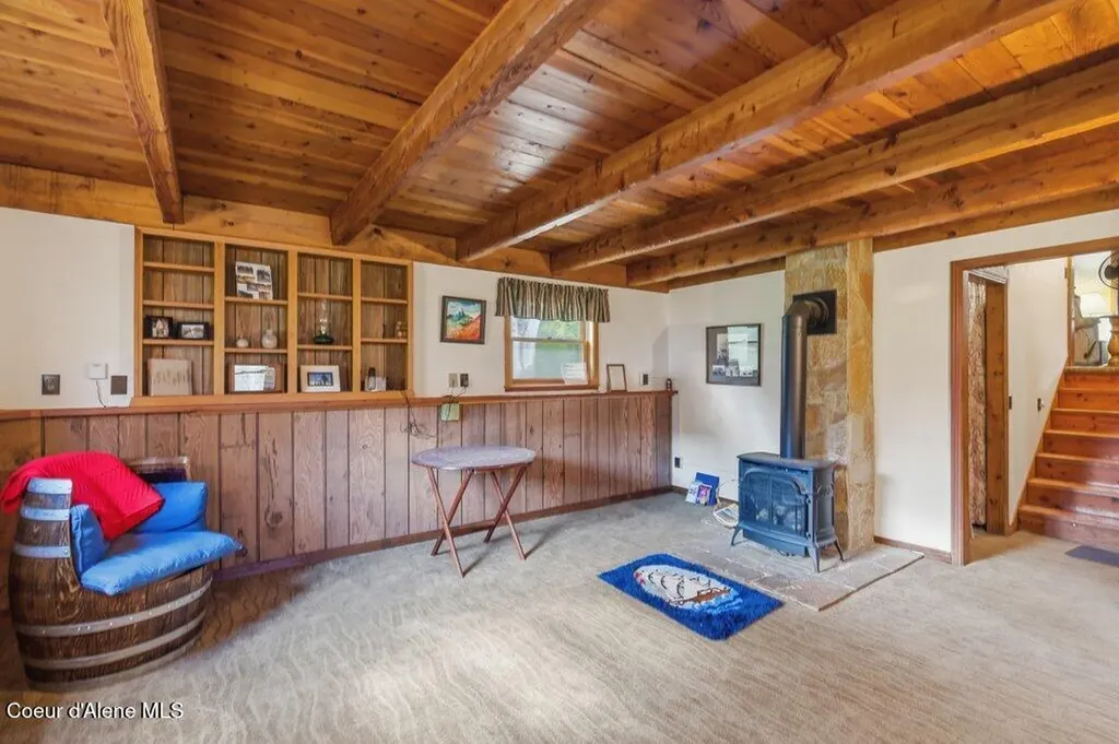 6257 Highway 57 Priest River ID 83856