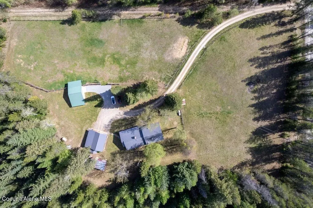 6257 Highway 57 Priest River ID 83856