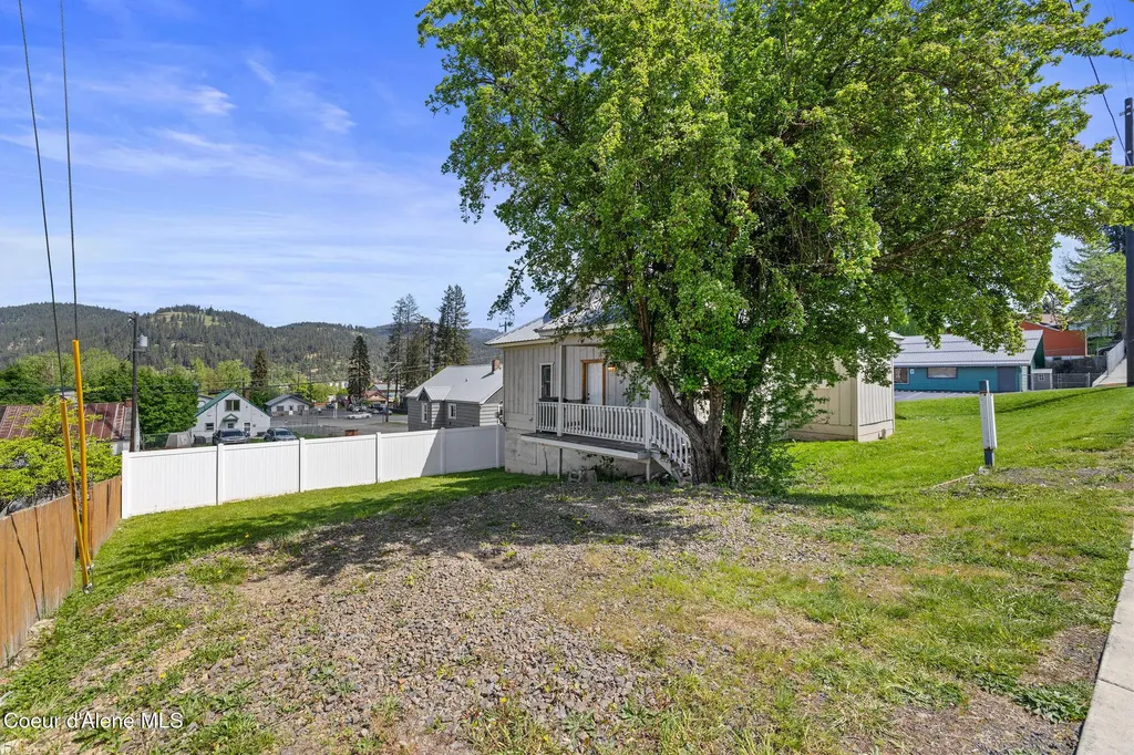 141 S 13th Street St. Maries ID 83861