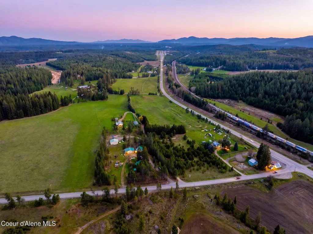 114 Bayview Road Athol ID 83801
