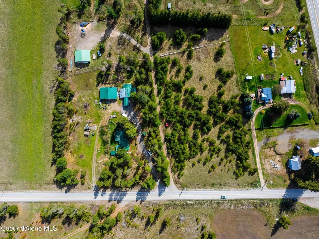 114 Bayview Road Athol ID 83801