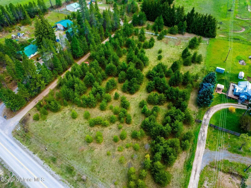 114 Bayview Road Athol ID 83801