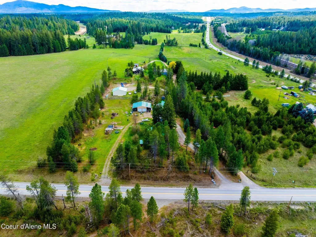 114 Bayview Road Athol ID 83801