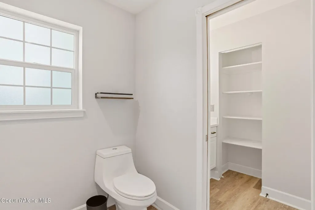1906 Arbor Way Sandpoint ID 83864