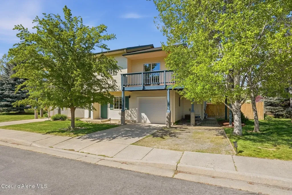1906 Arbor Way Sandpoint ID 83864