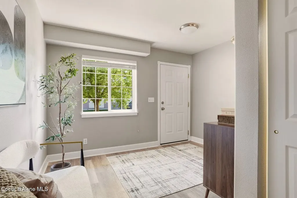 1906 Arbor Way Sandpoint ID 83864