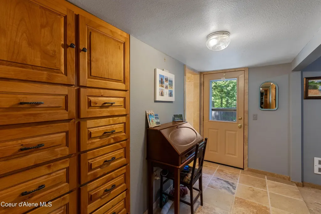 202 Fry Creek Road Sagle ID 83860