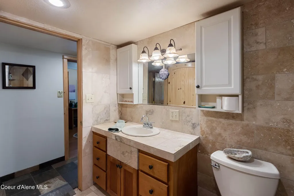 202 Fry Creek Road Sagle ID 83860