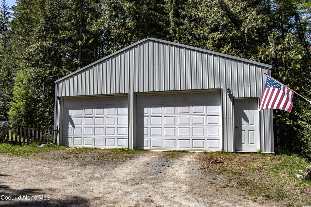 202 Fry Creek Road Sagle ID 83860