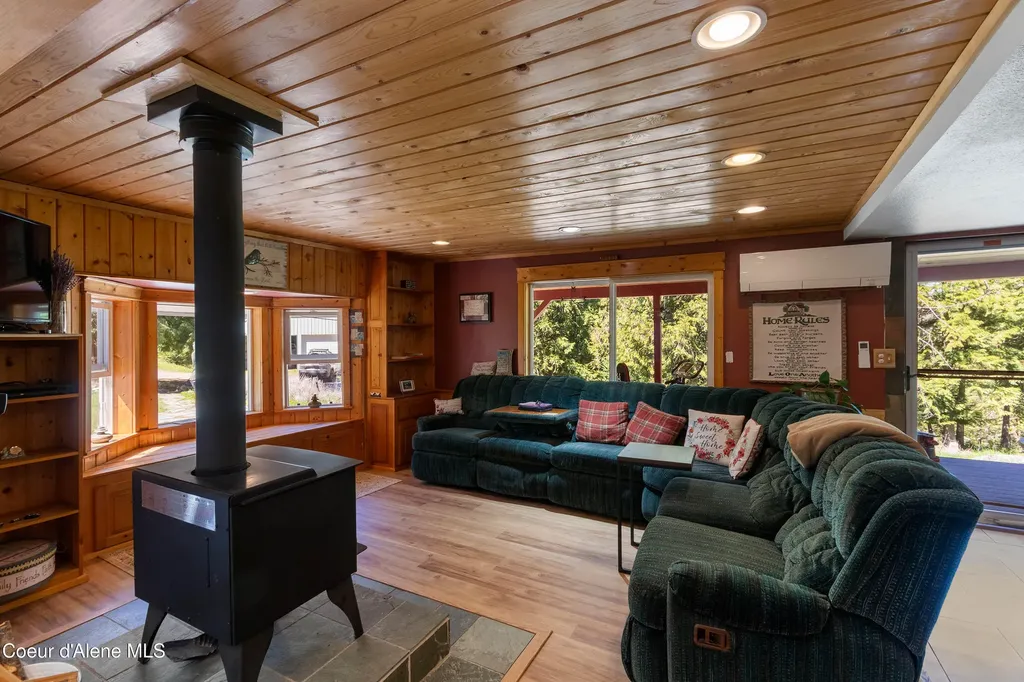 202 Fry Creek Road Sagle ID 83860