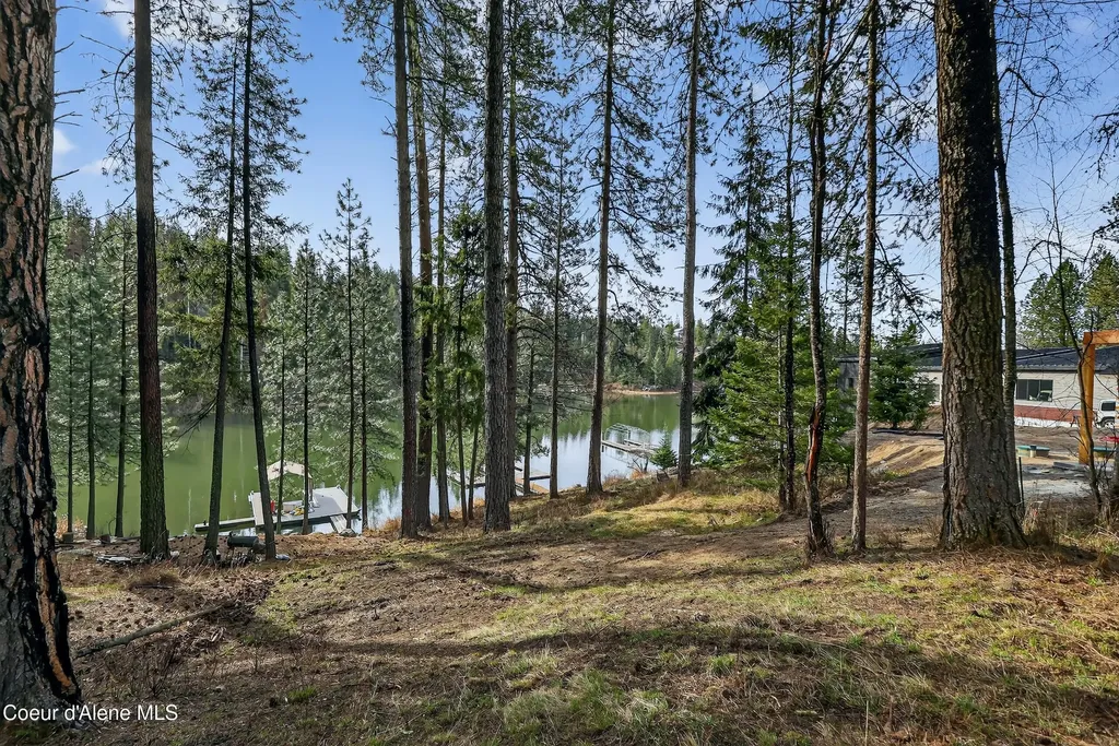 N Waters Edge Court Hayden Lake ID 83835