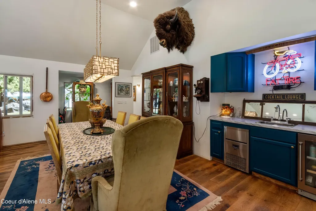 478165 Highway 95 Ponderay ID 83852