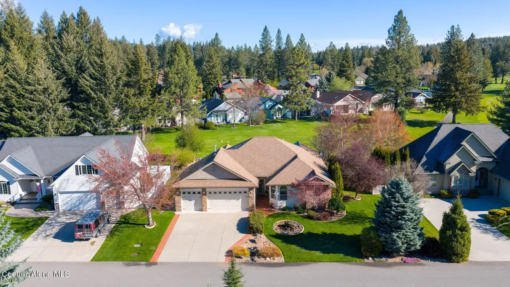 5247 W Broken Tee Road Rathdrum ID 83858