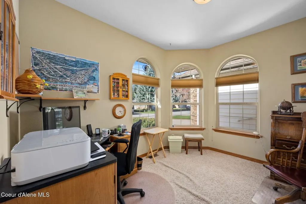 5247 W Broken Tee Road Rathdrum ID 83858