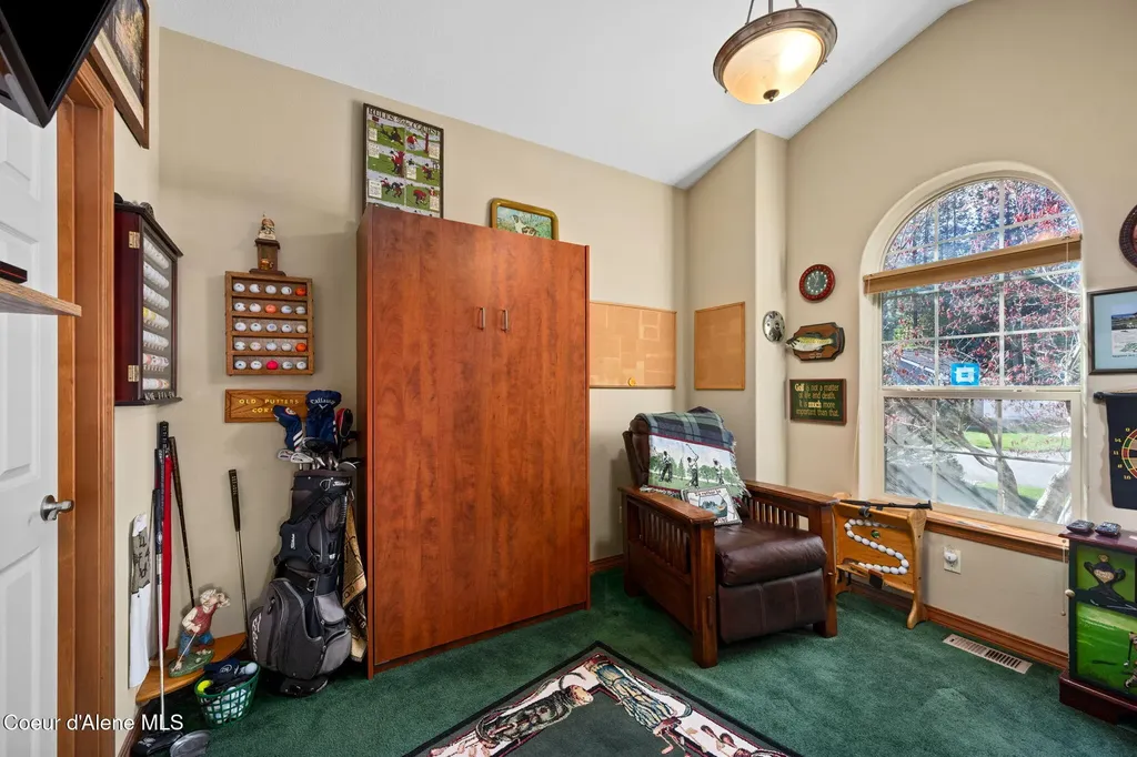 5247 W Broken Tee Road Rathdrum ID 83858