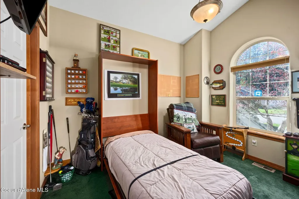 5247 W Broken Tee Road Rathdrum ID 83858