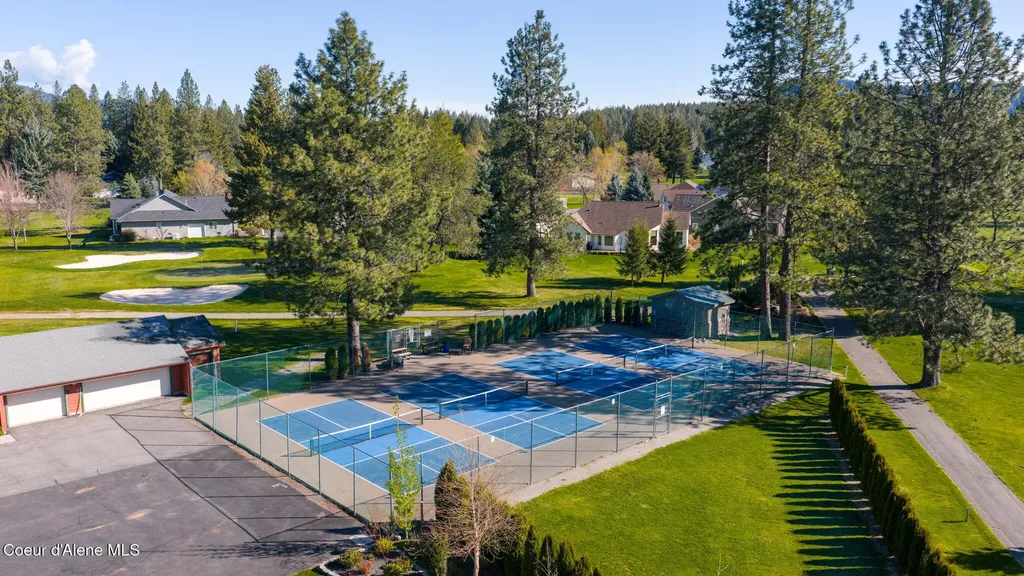 5247 W Broken Tee Road Rathdrum ID 83858