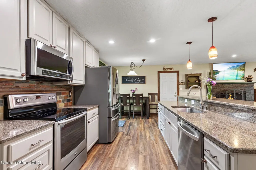 5903 N Davenport Street Dalton Gardens ID 83815