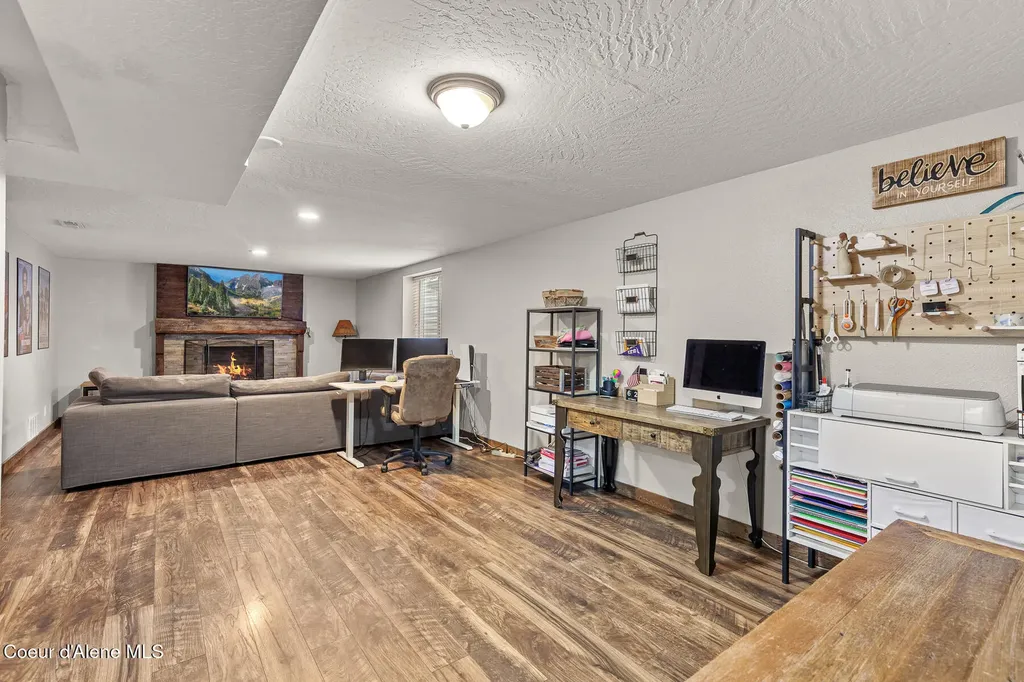 5903 N Davenport Street Dalton Gardens ID 83815