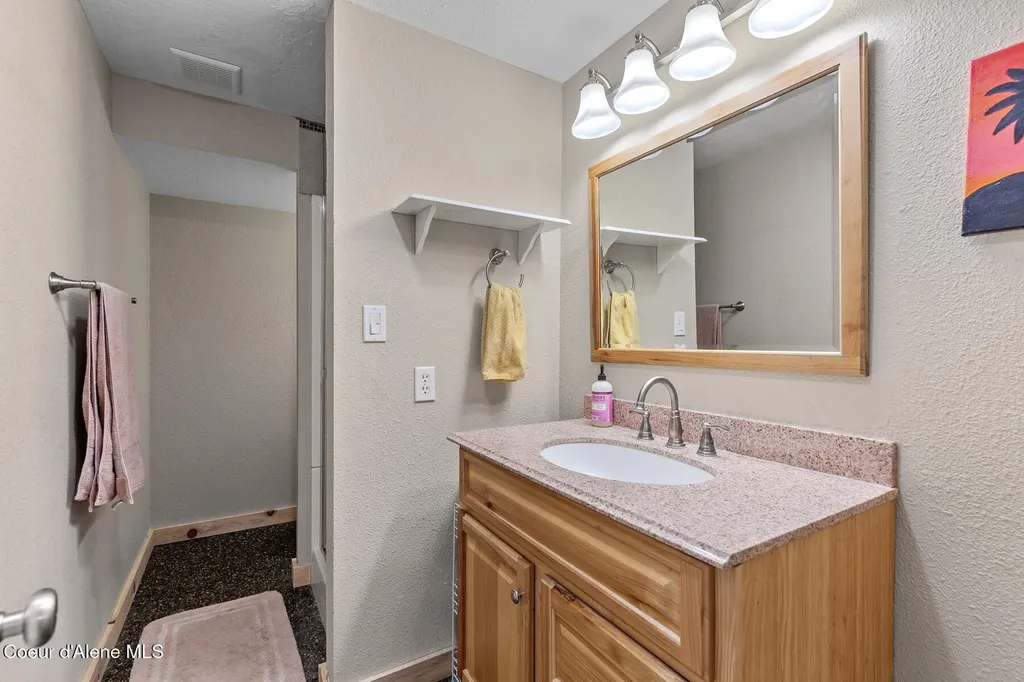 5903 N Davenport Street Dalton Gardens ID 83815