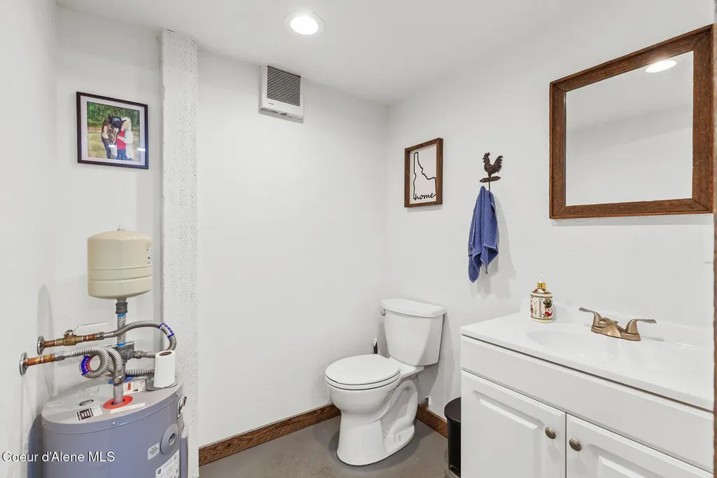 5903 N Davenport Street Dalton Gardens ID 83815