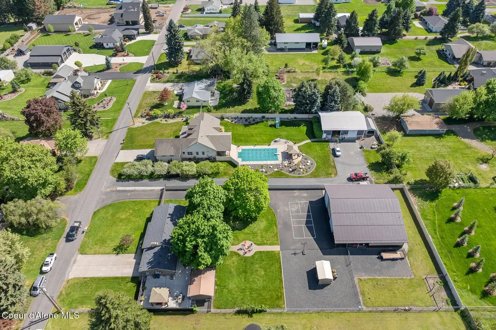 5903 N Davenport Street Dalton Gardens ID 83815