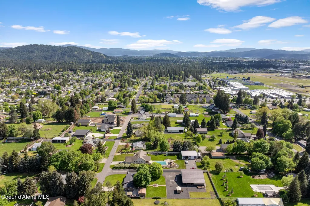 5903 N Davenport Street Dalton Gardens ID 83815