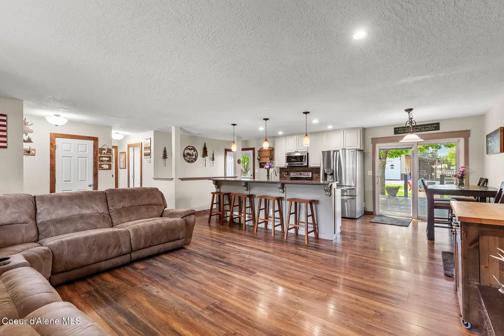 5903 N Davenport Street Dalton Gardens ID 83815