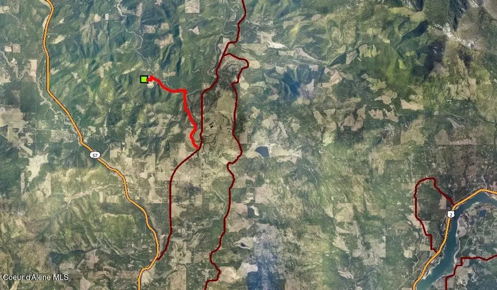 127 Coyote Trail Priest River ID 83856