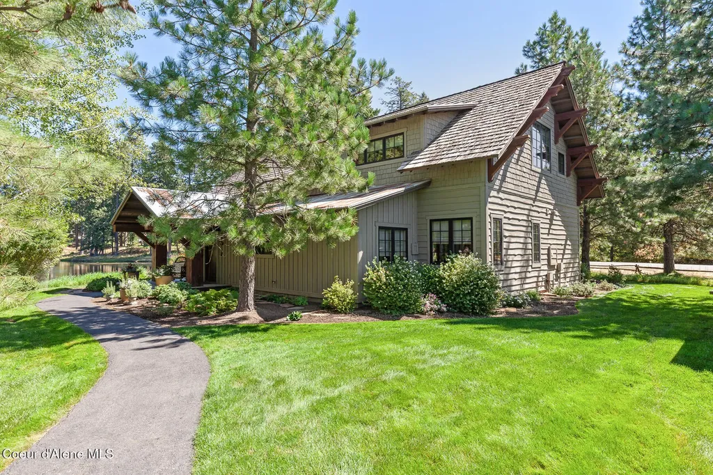 6779 S Old Barn Road Harrison ID 83833