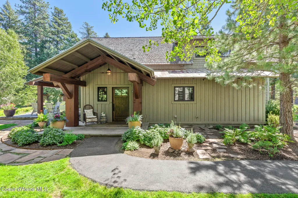 6779 S Old Barn Road Harrison ID 83833