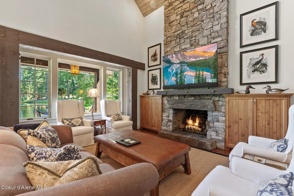 6779 S Old Barn Road Harrison ID 83833