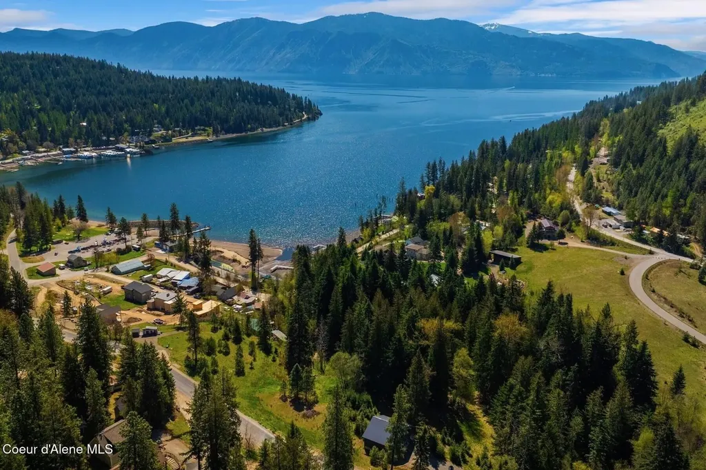 Nna Garfield Bay Road Sagle ID 83860
