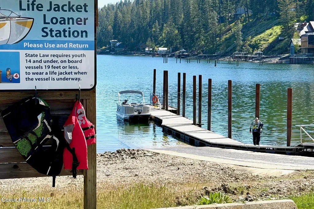 Nna Garfield Bay Road Sagle ID 83860