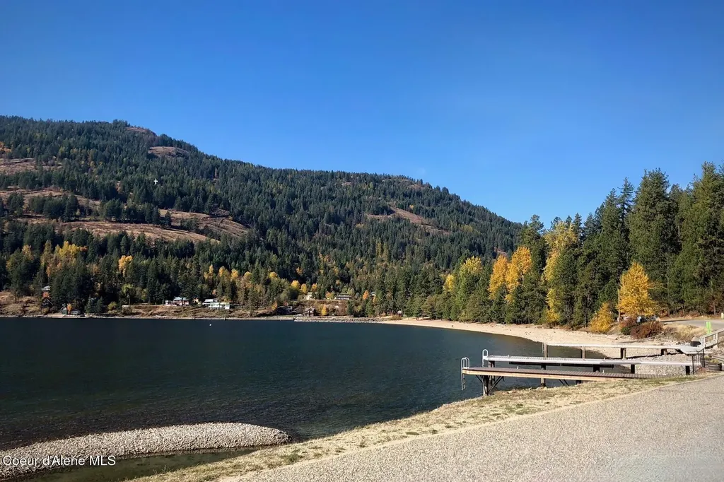 Nna Garfield Bay Road Sagle ID 83860
