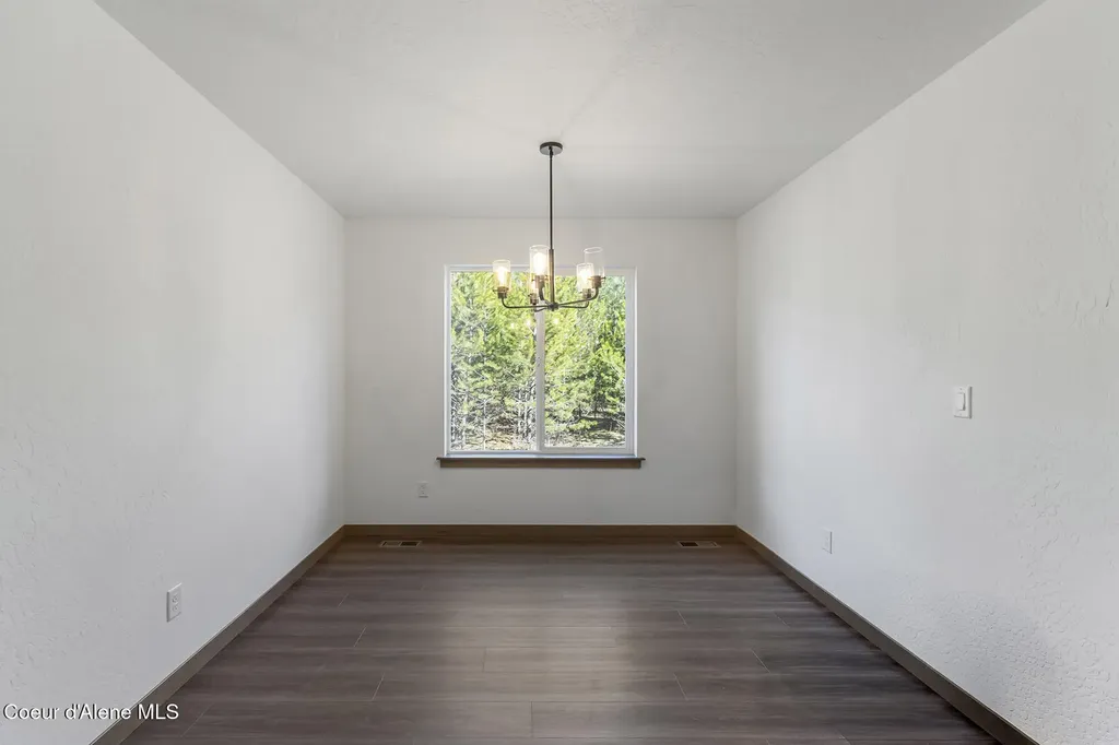 866 E Valley Street S Oldtown ID 83822