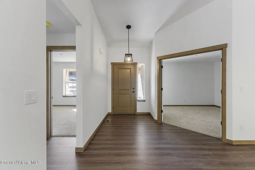 866 E Valley Street S Oldtown ID 83822