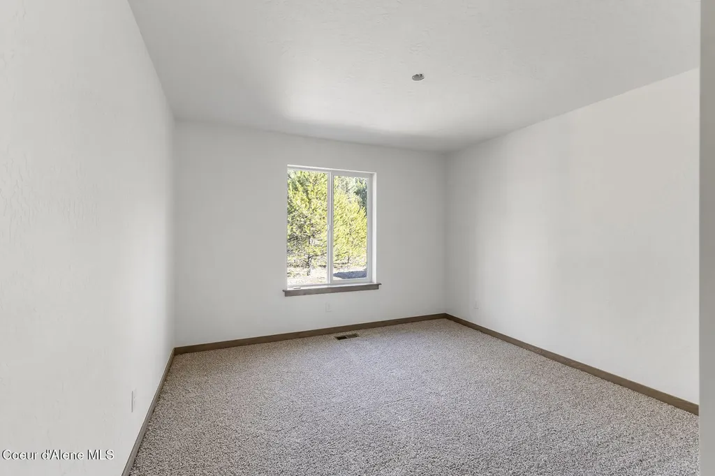 866 E Valley Street S Oldtown ID 83822