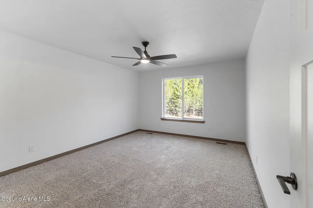 866 E Valley Street S Oldtown ID 83822
