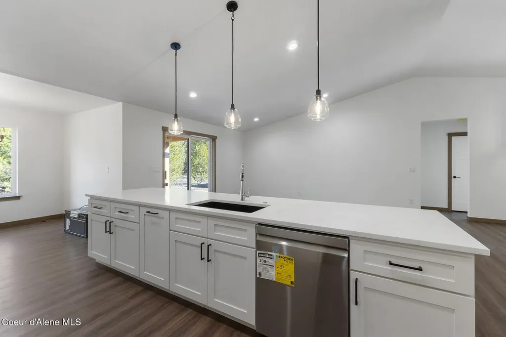 866 E Valley Street S Oldtown ID 83822