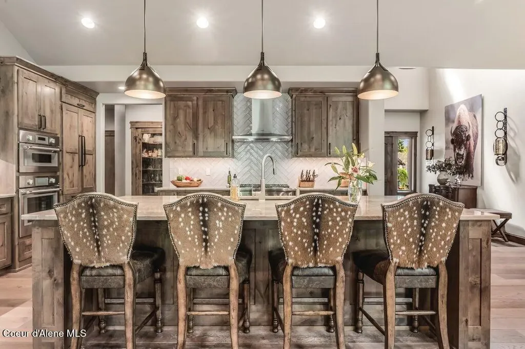 3455 E Winray Drive Hayden ID 83835