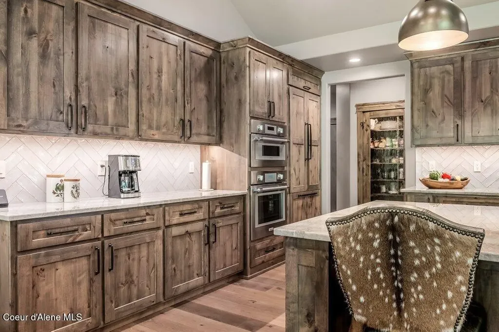 3455 E Winray Drive Hayden ID 83835