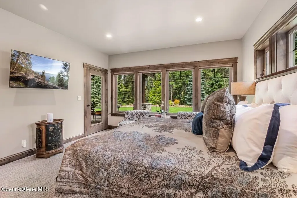 3455 E Winray Drive Hayden ID 83835