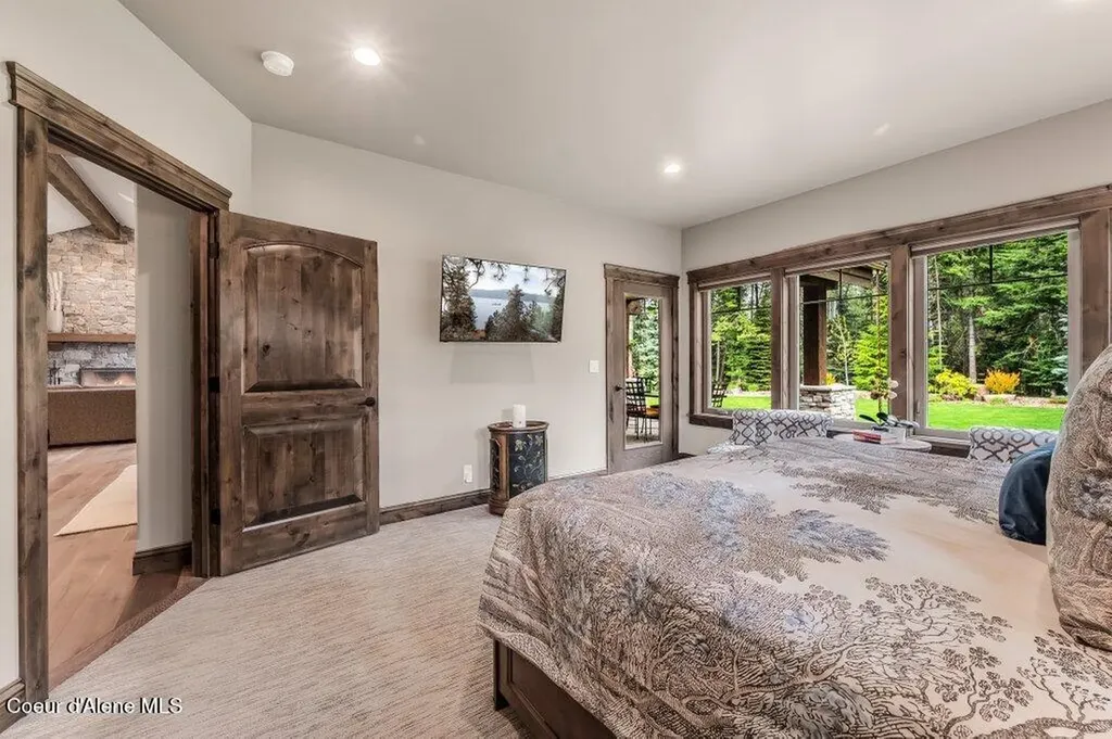 3455 E Winray Drive Hayden ID 83835